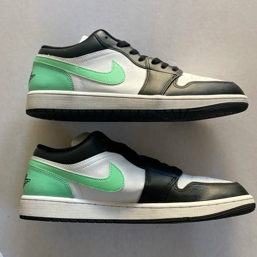 NIKE Air Jordan 1 Low White/Black/Green Glow Sneakers Size 12 Men’s
